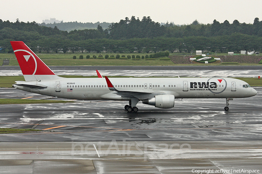 Northwest Airlines Boeing 757-251 (N536US) | Photo 382206