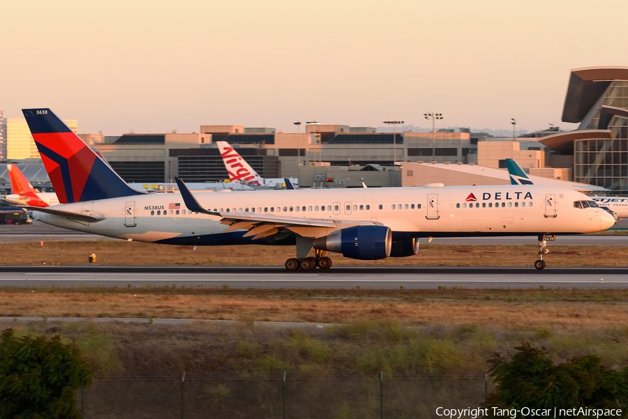 Delta Air Lines Boeing 757-251 (N538US) | Photo 489553