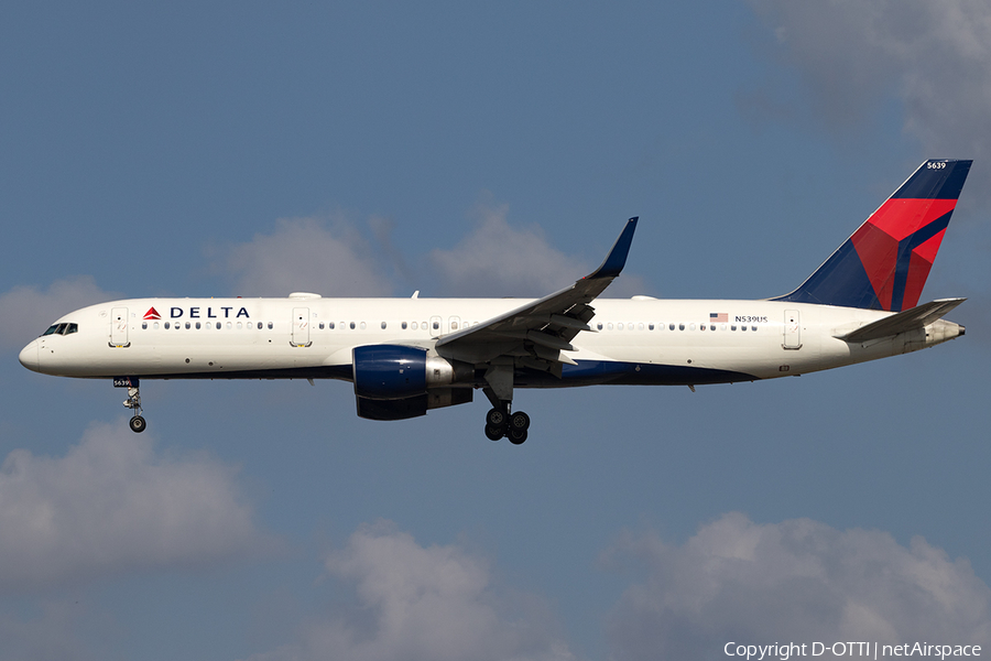 Delta Air Lines Boeing 757-251 (N539US) | Photo 143964