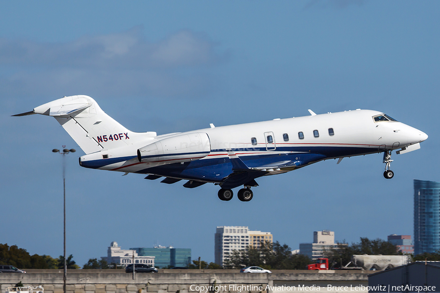 Flexjet Bombardier BD-100-1A10 Challenger 300 (N540FX) | Photo 164221