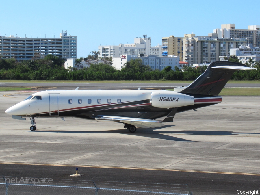 Flexjet Bombardier BD-100-1A10 Challenger 300 (N540FX) | Photo 304414