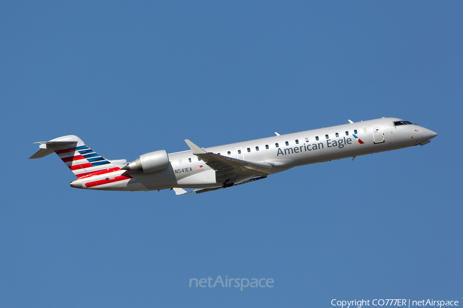 American Eagle Bombardier CRJ-702ER (N541EA) | Photo 48363