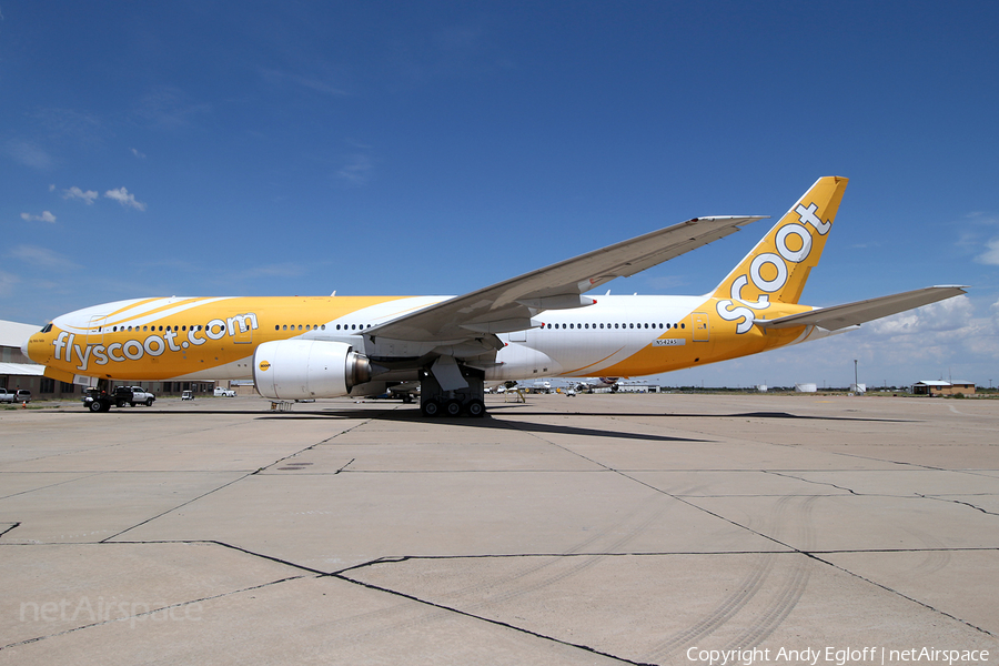 Scoot Boeing 777-212(ER) (N542AS) | Photo 193091