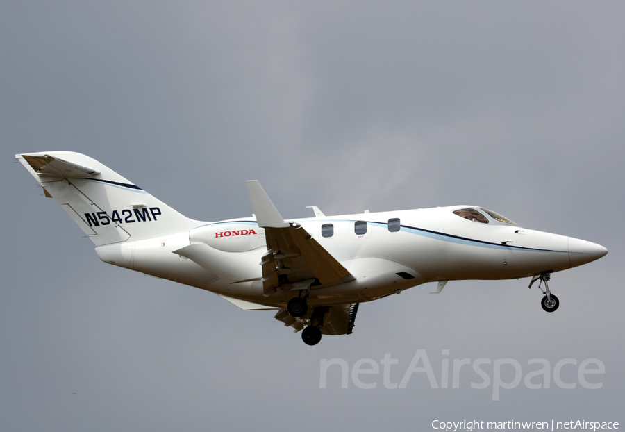 (Private) Honda HA-420 HondaJet (N542MP) | Photo 254057