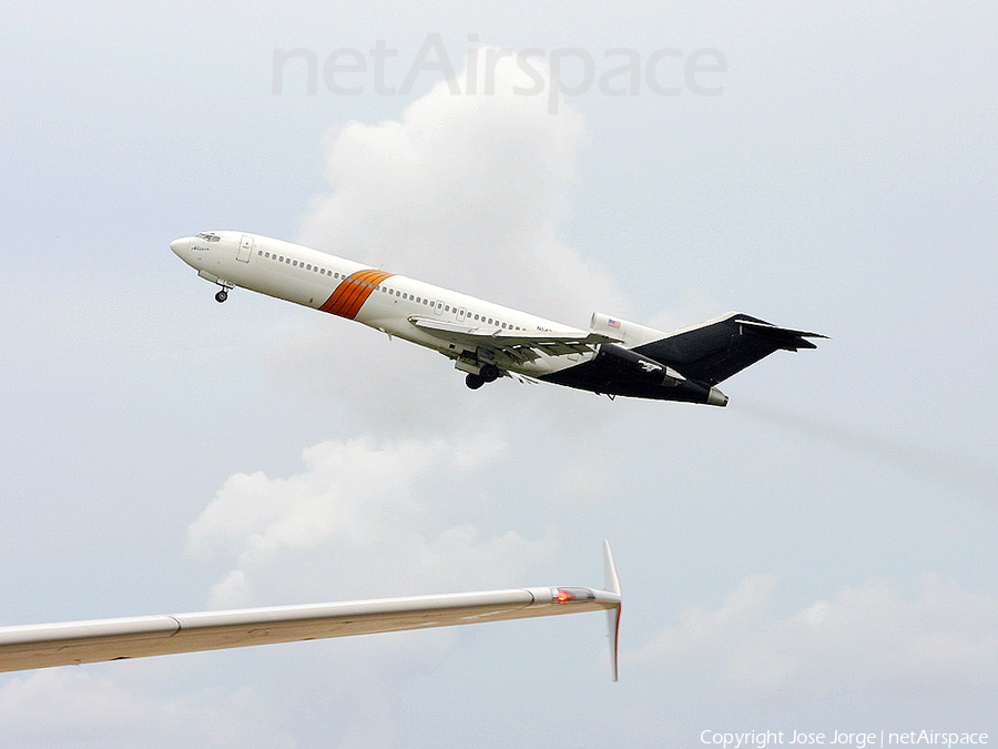 Sol Air Boeing 727-231(Adv RE) (N54348) | Photo 413776
