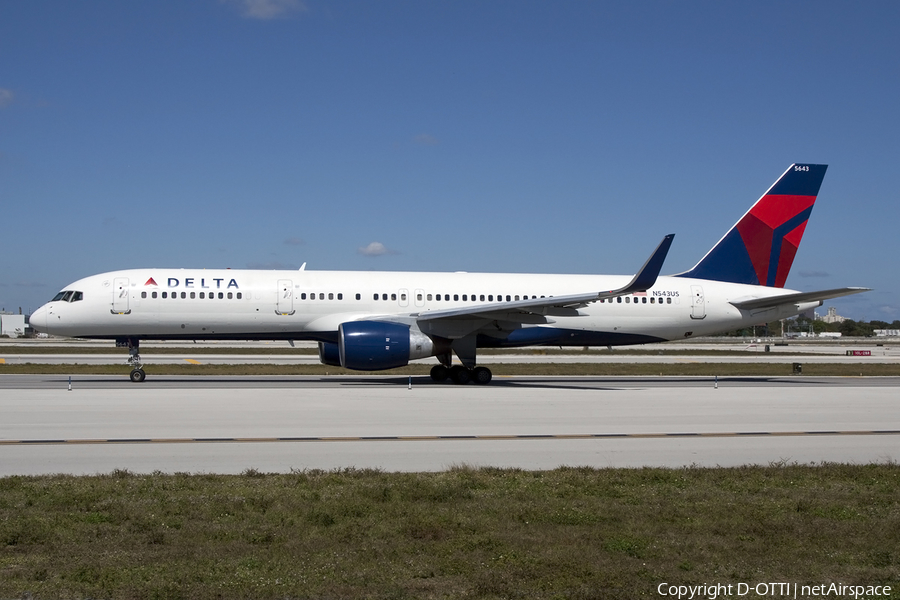 Delta Air Lines Boeing 757-251 (N543US) | Photo 431219