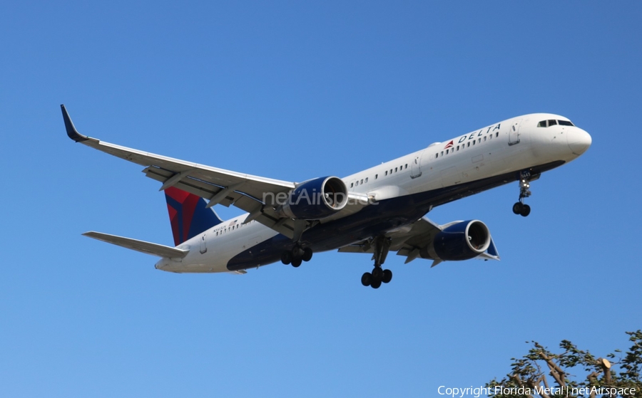 Delta Air Lines Boeing 757-251 (N543US) | Photo 304669