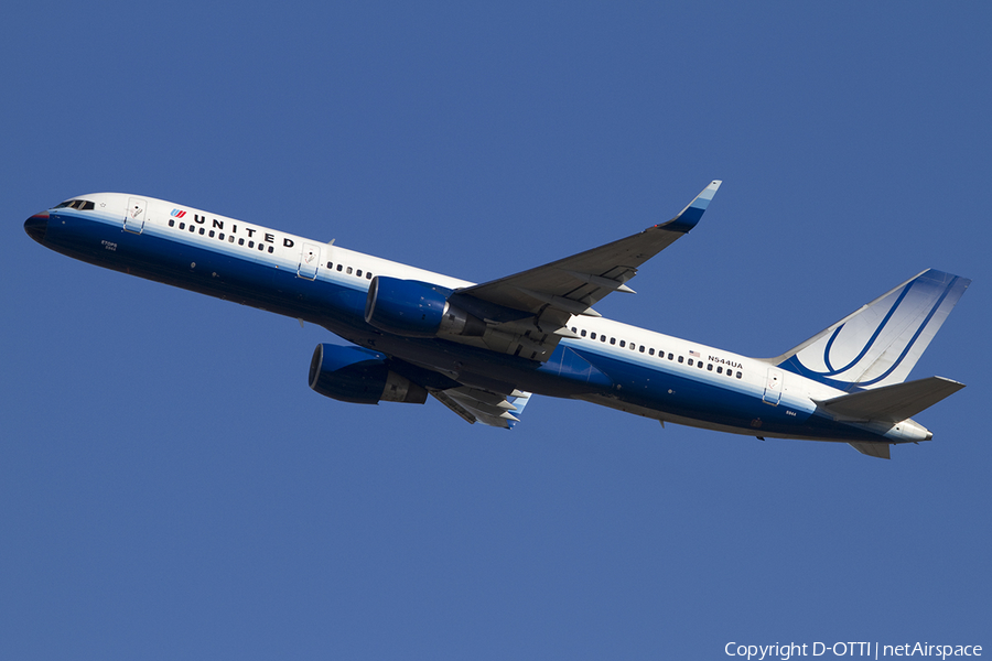 United Airlines Boeing 757-222 (N544UA) | Photo 334558