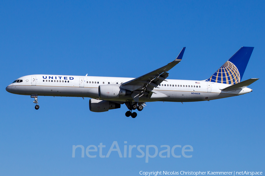 United Airlines Boeing 757-222 (N546UA) | Photo 158860