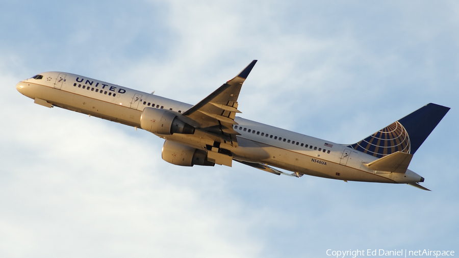 United Airlines Boeing 757-222 (N546UA) | Photo 359982