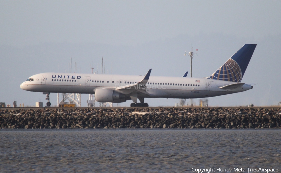 United Airlines Boeing 757-222 (N546UA) | Photo 304673