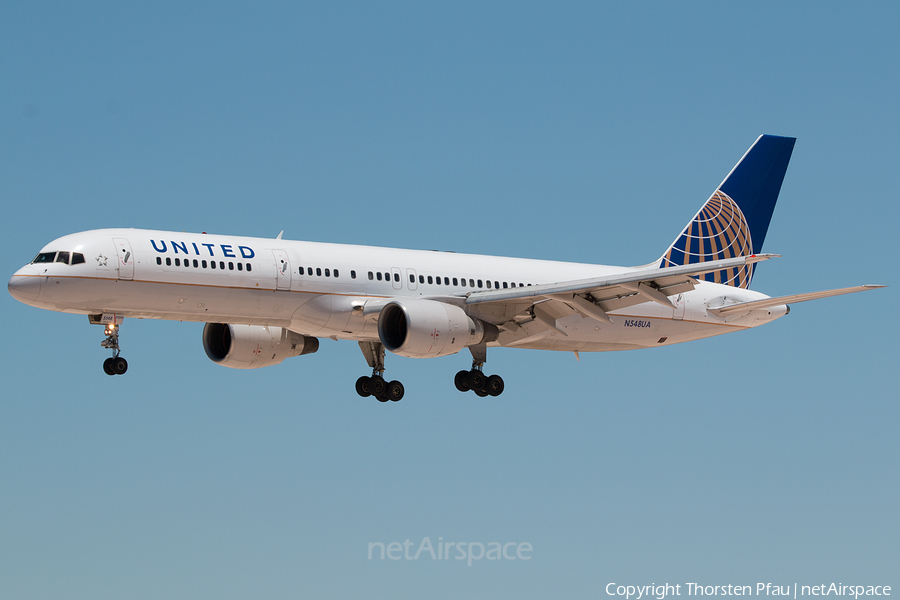 United Airlines Boeing 757-222 (N548UA) | Photo 63773
