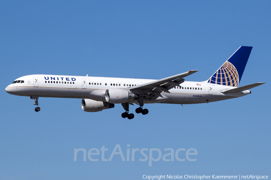 United Airlines Boeing 757-222 (N548UA) | Photo 158861