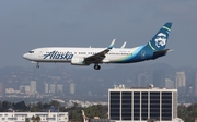 Alaska Airlines Boeing 737-8FH (N549AS) at  Los Angeles - International, United States