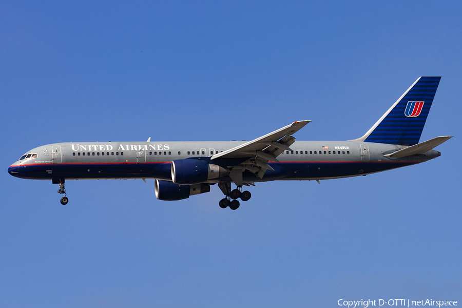 United Airlines Boeing 757-222 (N549UA) | Photo 182329