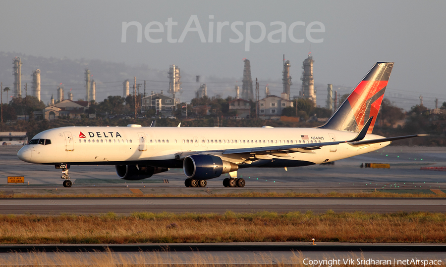 Delta Air Lines Boeing 757-251 (N549US) | Photo 107408