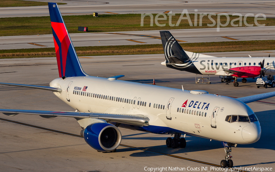Delta Air Lines Boeing 757-251 (N550NW) | Photo 300531