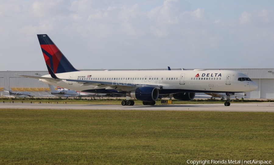 Delta Air Lines Boeing 757-251 (N551NW) | Photo 358042