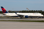 Delta Air Lines Boeing 757-251 (N551NW) at  Ft. Lauderdale - International, United States