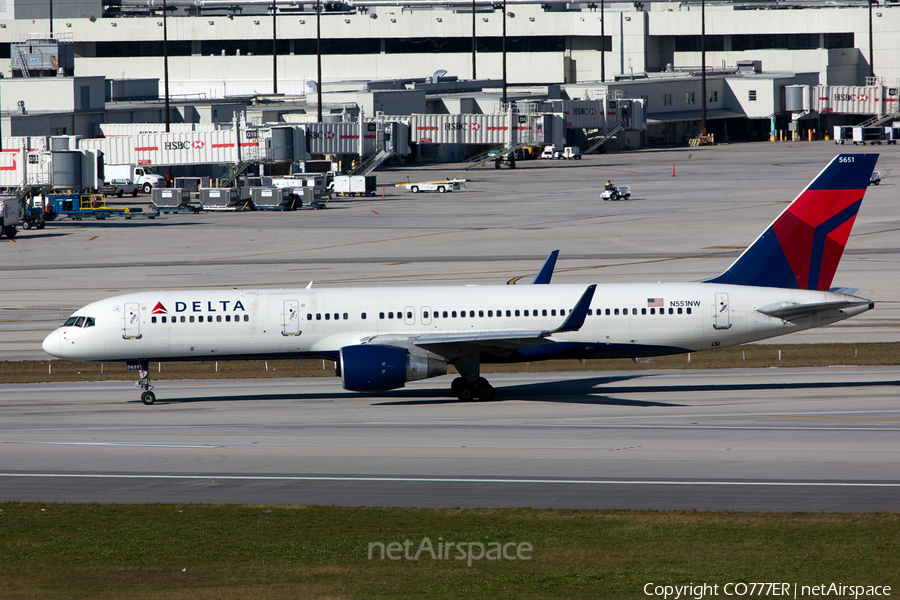 Delta Air Lines Boeing 757-251 (N551NW) | Photo 37760