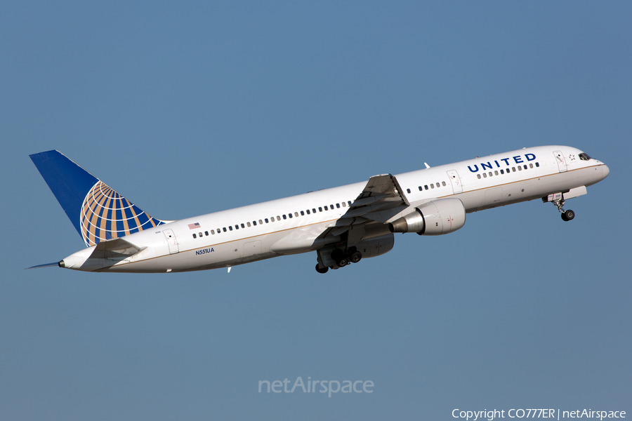 United Airlines Boeing 757-222 (N551UA) | Photo 59635