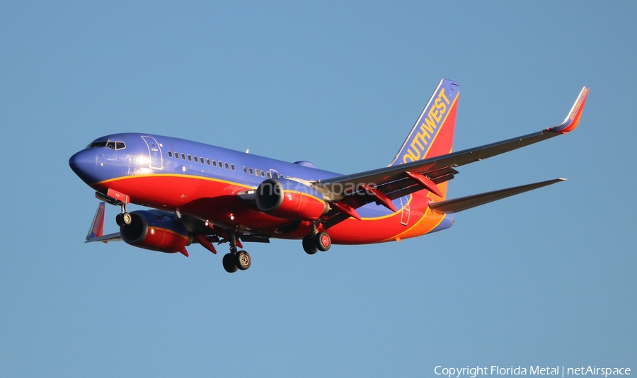 Southwest Airlines Boeing 737-76Q (N551WN) | Photo 589353