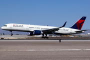Delta Air Lines Boeing 757-251 (N552NW) at  Las Vegas - Harry Reid International, United States