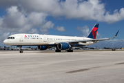 Delta Air Lines Boeing 757-251 (N553NW) at  Ft. Lauderdale - International, United States