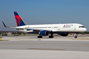 Delta Air Lines Boeing 757-251 (N554NW) at  Ft. Lauderdale - International, United States