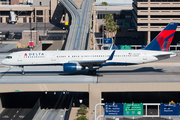 Delta Air Lines Boeing 757-251 (N554NW) at  Phoenix - Sky Harbor, United States