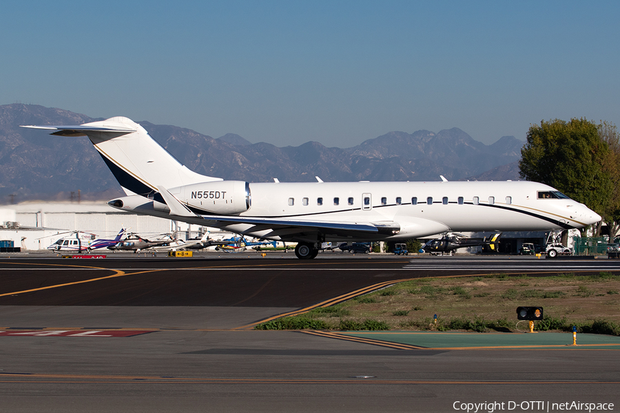 Planet Nine Private Air Bombardier BD-700-1A10 Global 6000 (N555DT) | Photo 541333