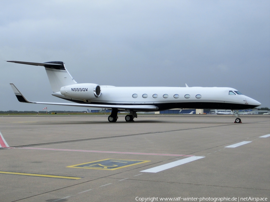(Private) Gulfstream G-V-SP (G550) (N555GV) | Photo 415742