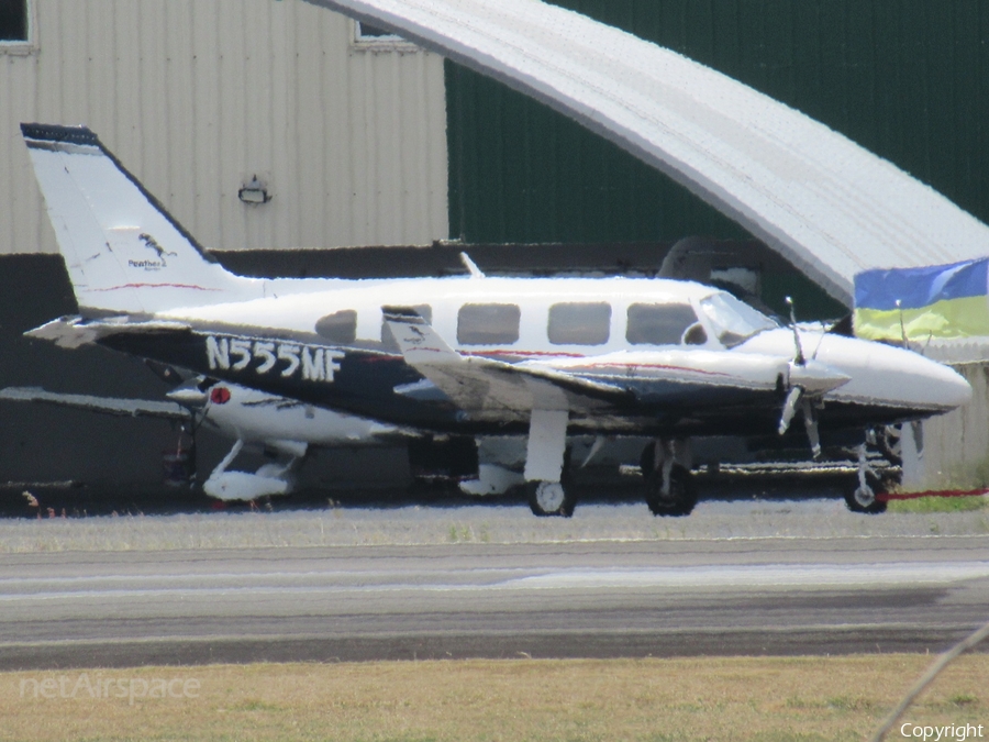 (Private) Piper PA-31-325 Navajo Panther (N555MF) | Photo 508638