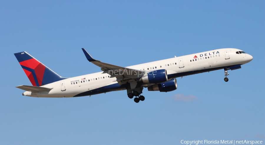 Delta Air Lines Boeing 757-251 (N555NW) | Photo 589470
