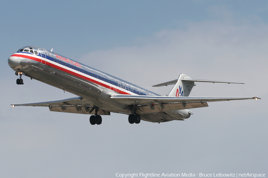 American Airlines McDonnell Douglas MD-82 (N556AA) | Photo 127758