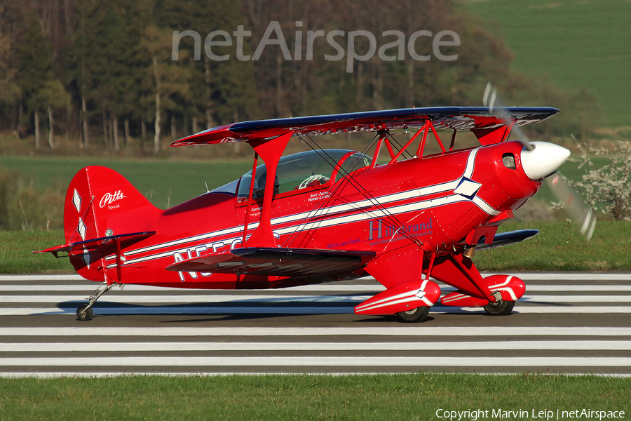 (Private) Pitts S-2B Special (N556LG) | Photo 557198