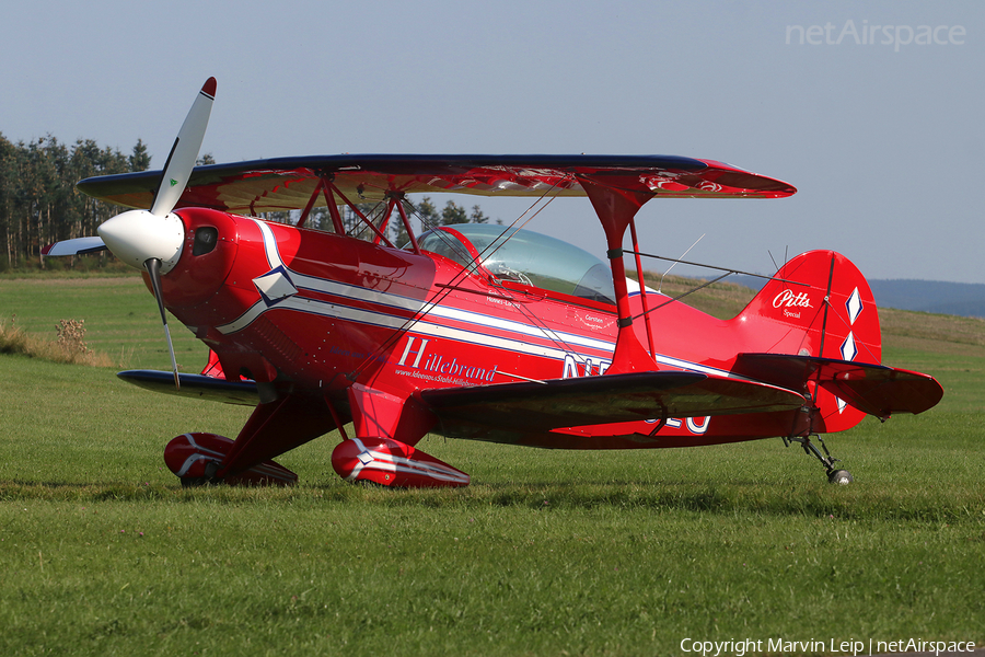 (Private) Pitts S-2B Special (N556LG) | Photo 640276