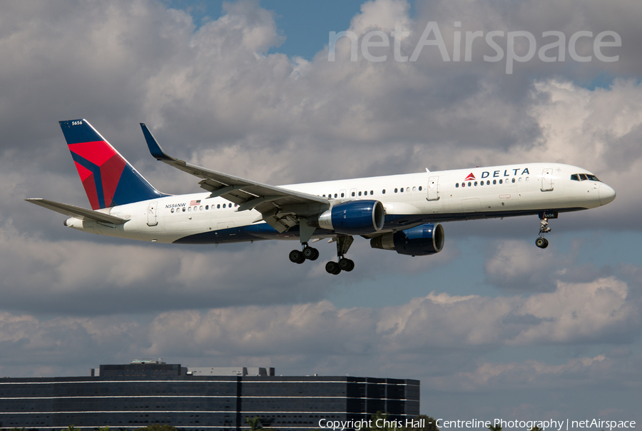Delta Air Lines Boeing 757-251 (N556NW) | Photo 184240