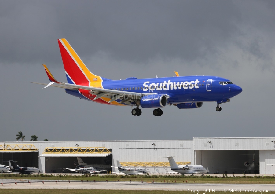 Southwest Airlines Boeing 737-7BD (N556WN) | Photo 358046