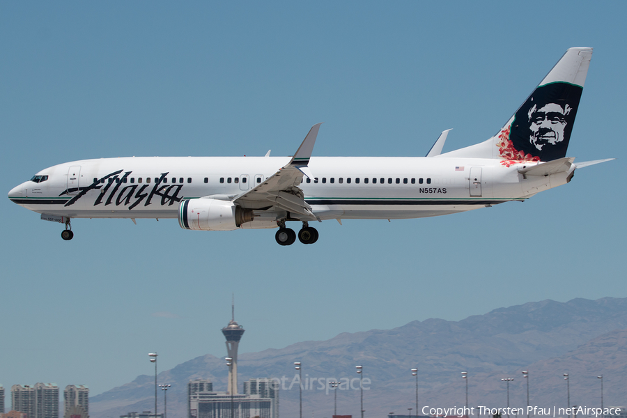 Alaska Airlines Boeing 737-890 (N557AS) | Photo 63776
