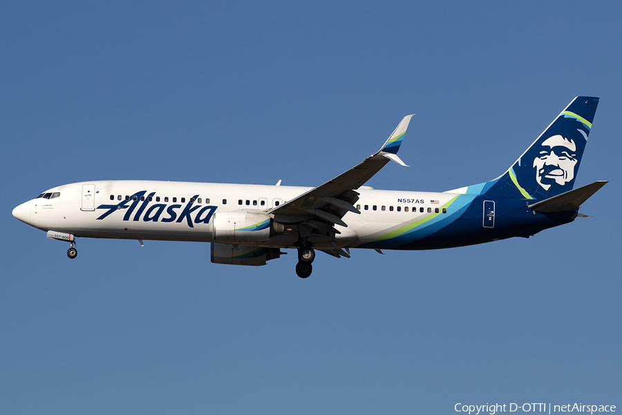 Alaska Airlines Boeing 737-890 (N557AS) | Photo 543472