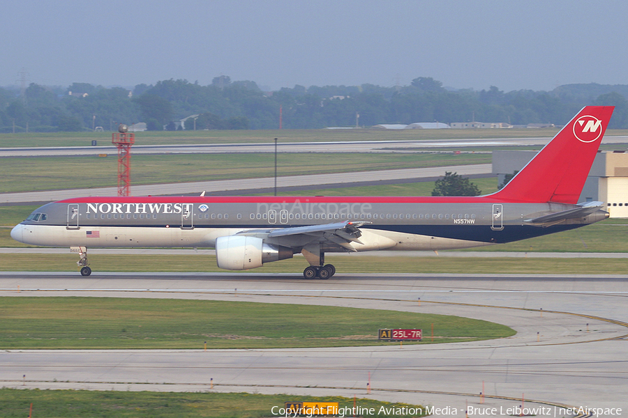 Northwest Airlines Boeing 757-251 (N557NW) | Photo 83742