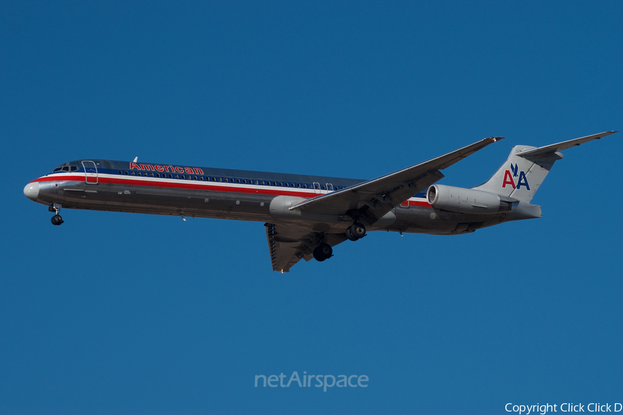 American Airlines McDonnell Douglas MD-82 (N558AA) | Photo 7675