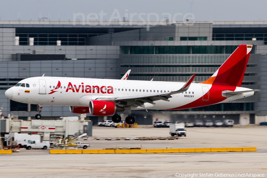 Avianca Airbus A320-214 (N562AV) | Photo 37914