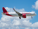 Avianca Airbus A320-214 (N562AV) at  Miami - International, United States