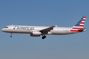 American Airlines Airbus A321-231 (N562UW) at  Las Vegas - Harry Reid International, United States