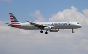 American Airlines Airbus A321-231 (N562UW) at  Miami - International, United States