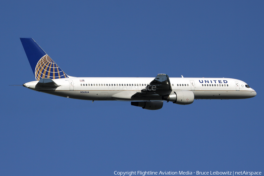 United Airlines Boeing 757-222 (N565UA) | Photo 82710