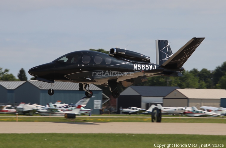 Cirrus Design Cirrus SF50 Vision Jet G2+ Arrivee (N565VJ) | Photo 668382