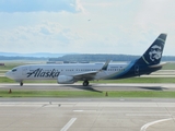 Alaska Airlines Boeing 737-890 (N566AS) at  Washington - Dulles International, United States